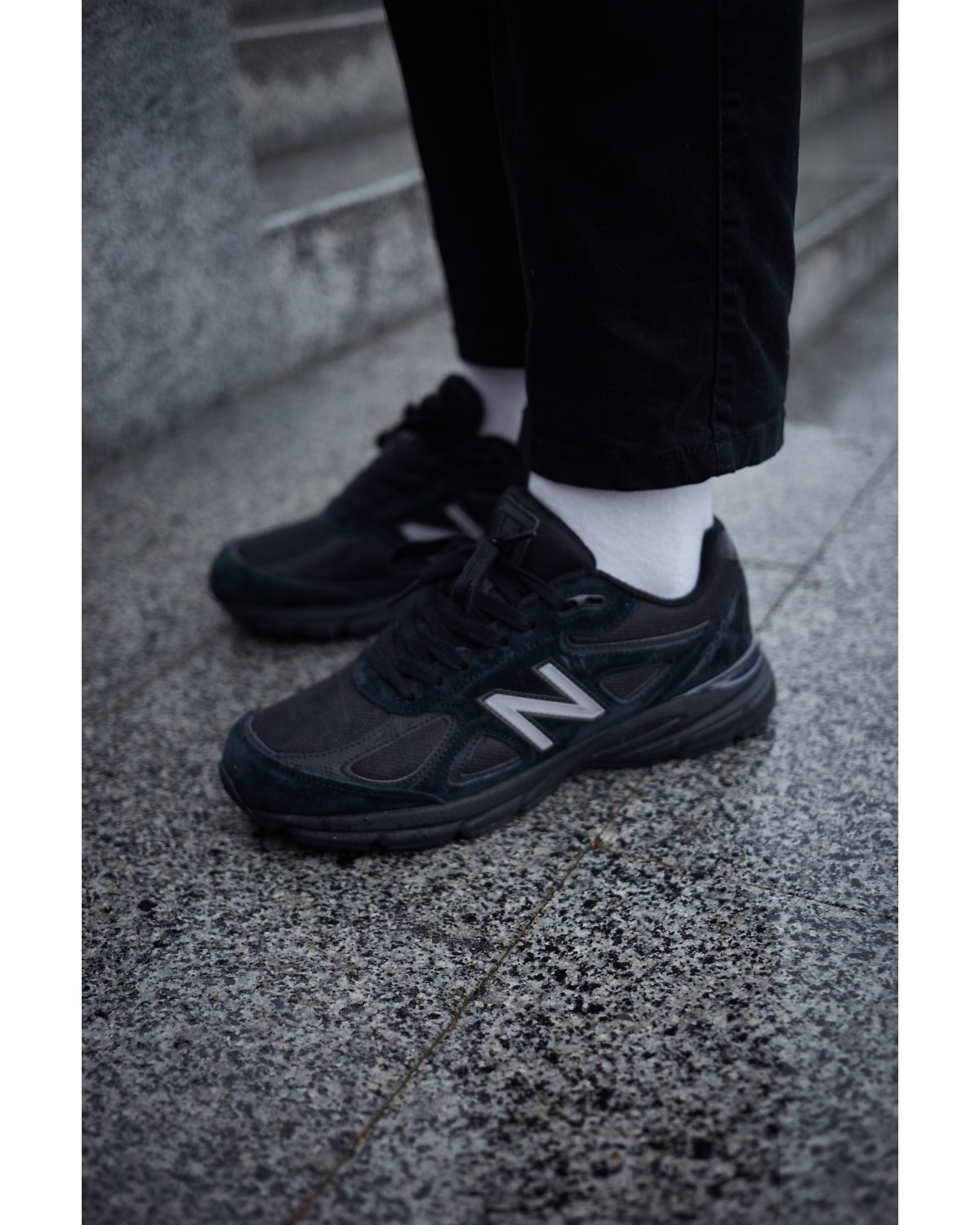 New Balance 990v4