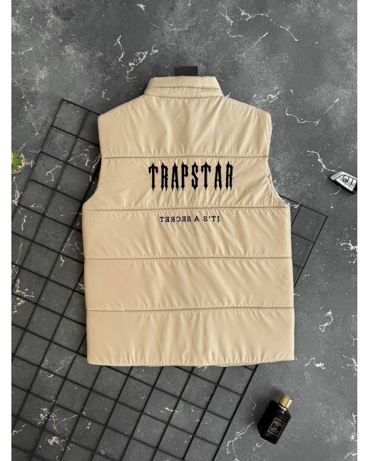 Жилетка TrapStar бежева