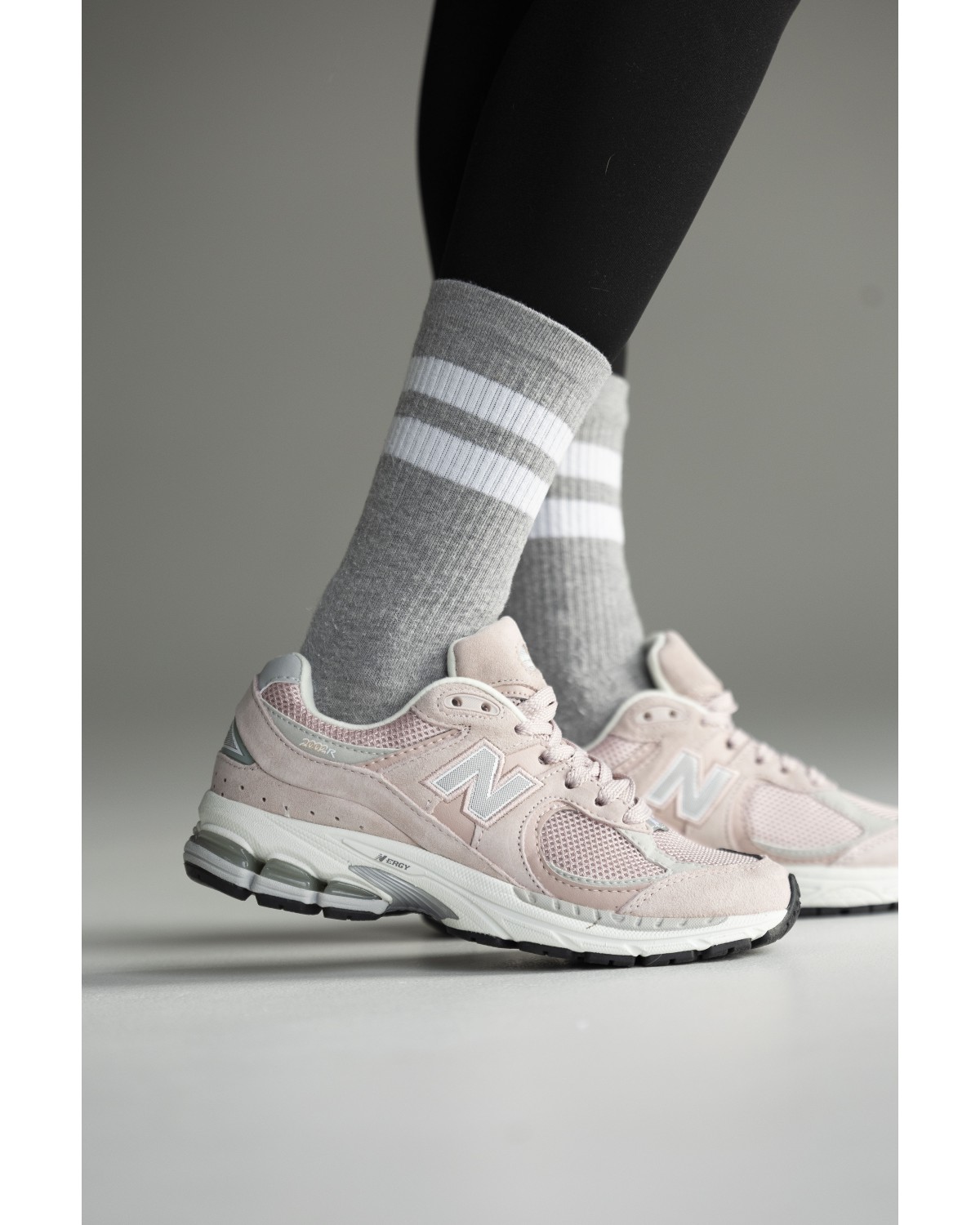 New Balance 2002R