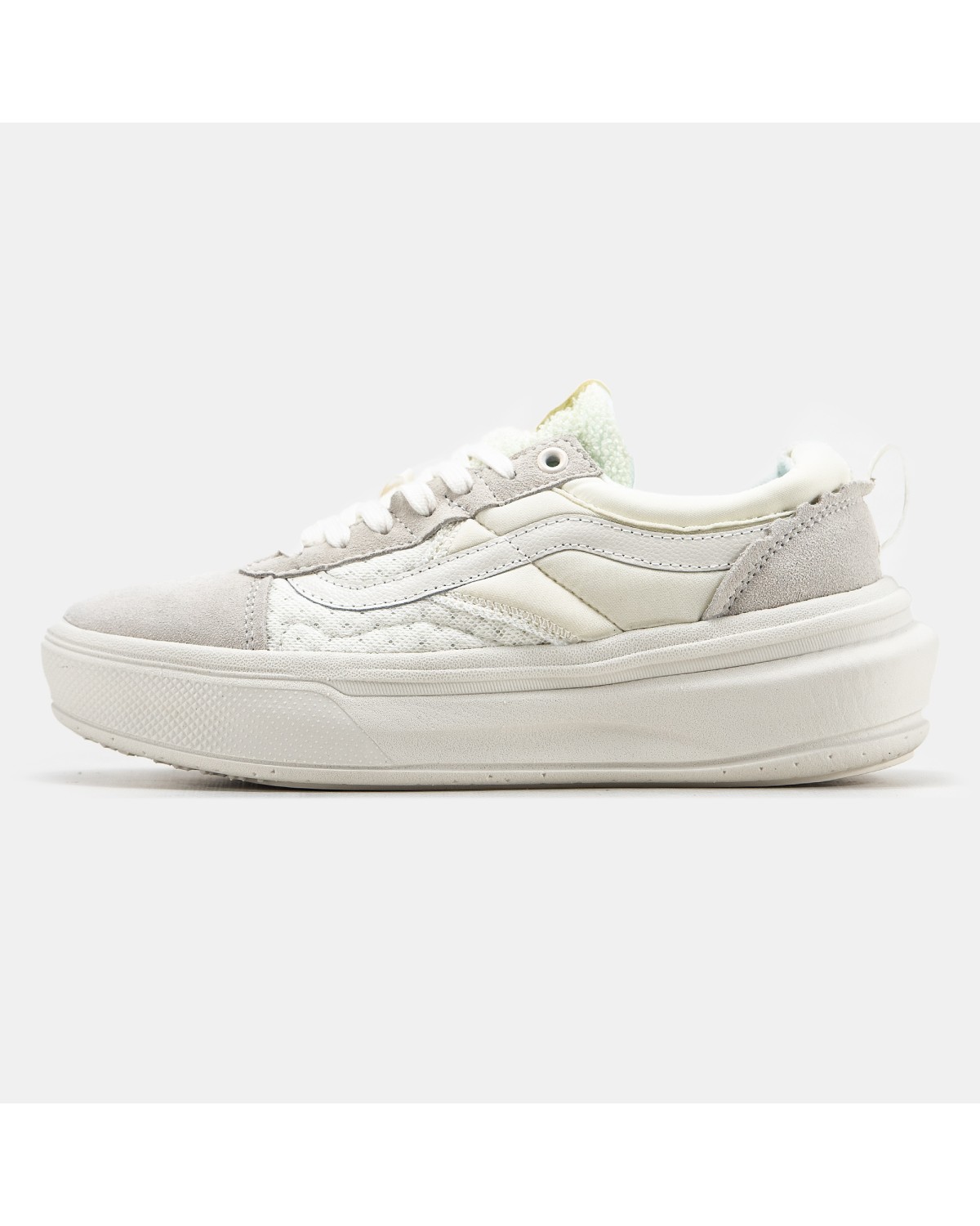 Vans Old Skool Overt Plus CC