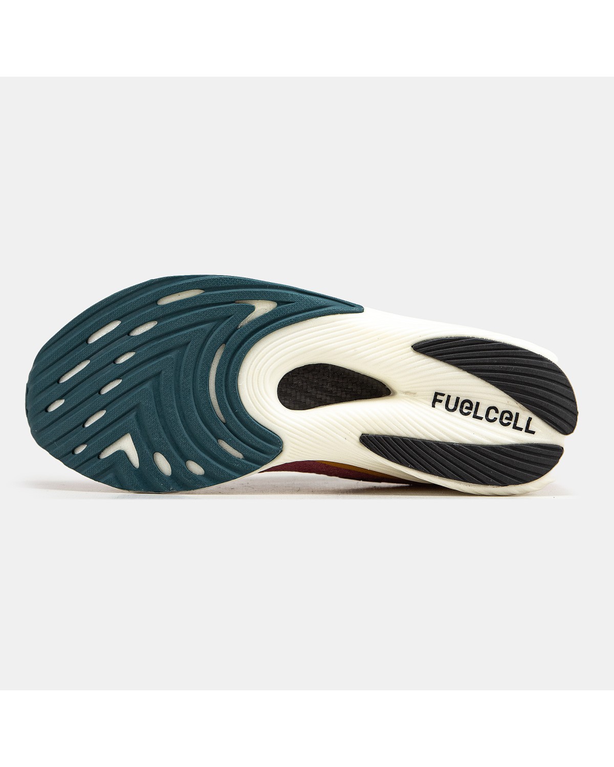 New Balance Fuel Cell RC Elite