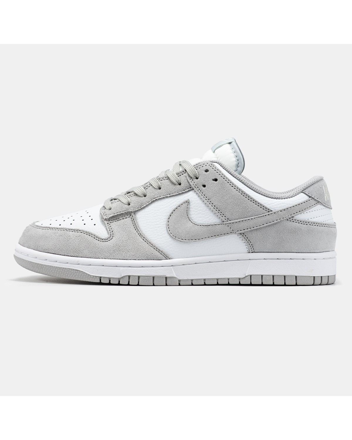 Nike SB Dunk Low