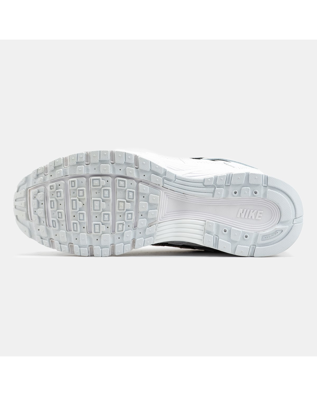 Nike P-6000