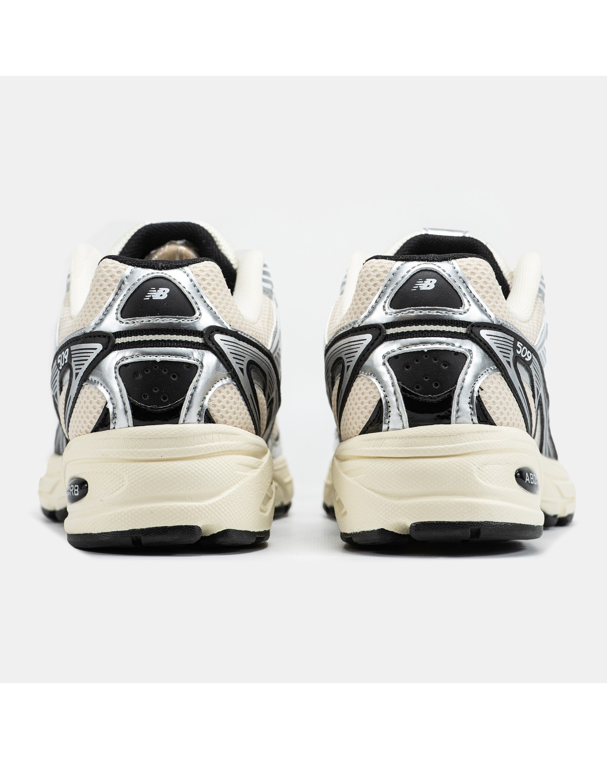 New Balance 509