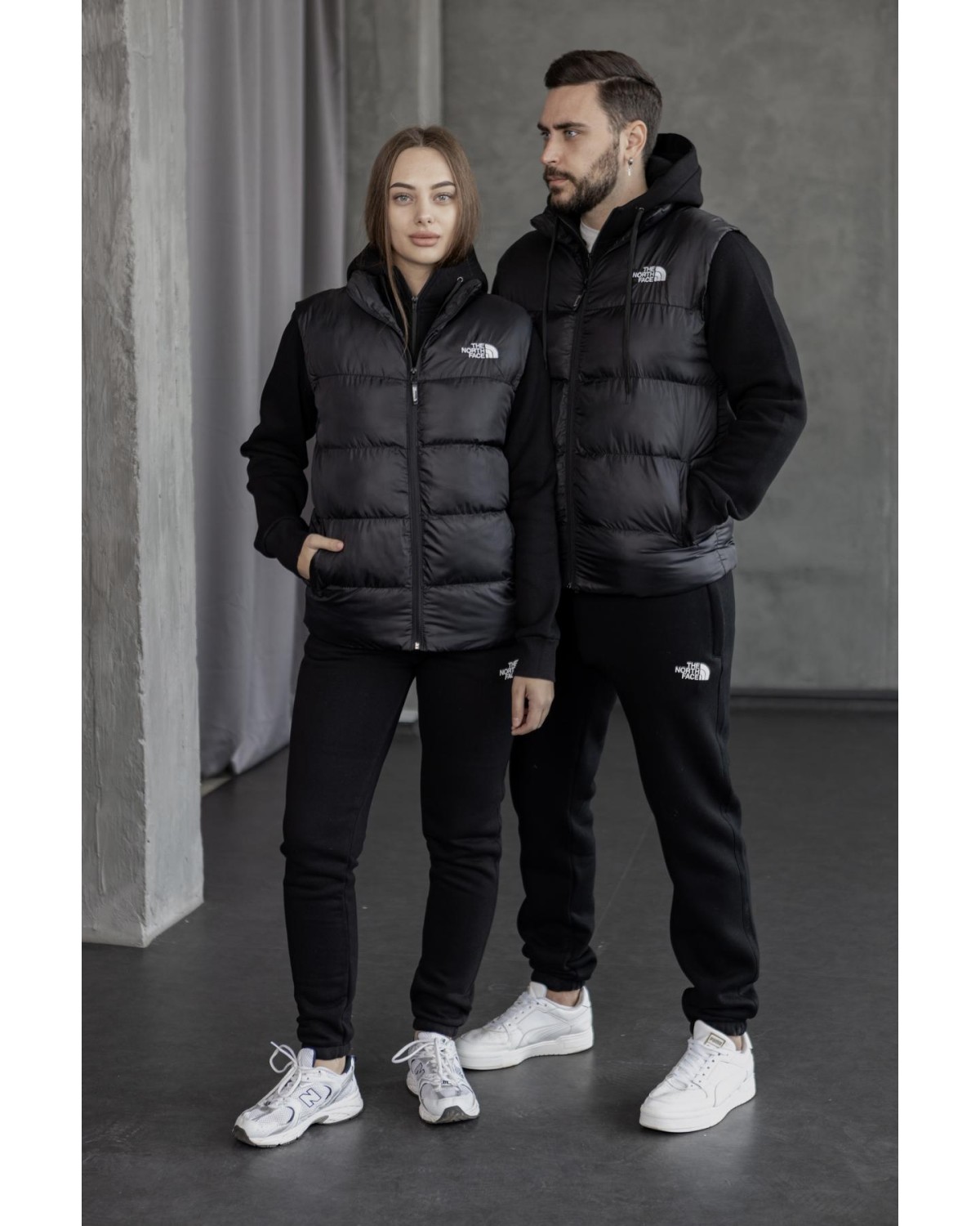 Комплект The North Face жилет - зіп - худі - штани чорний