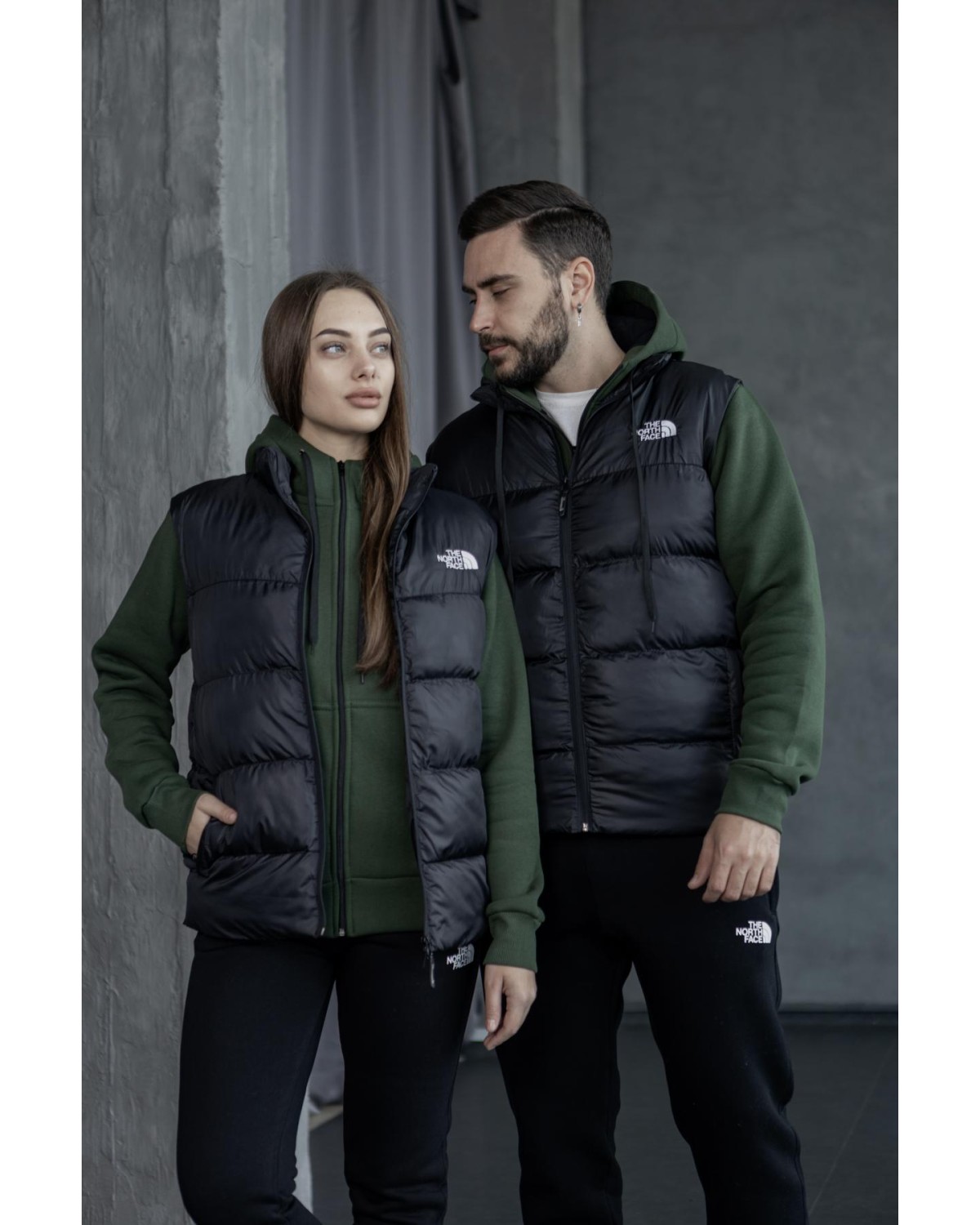 Комплект The North Face жилет - зіп - худі - штани хакі - чорний