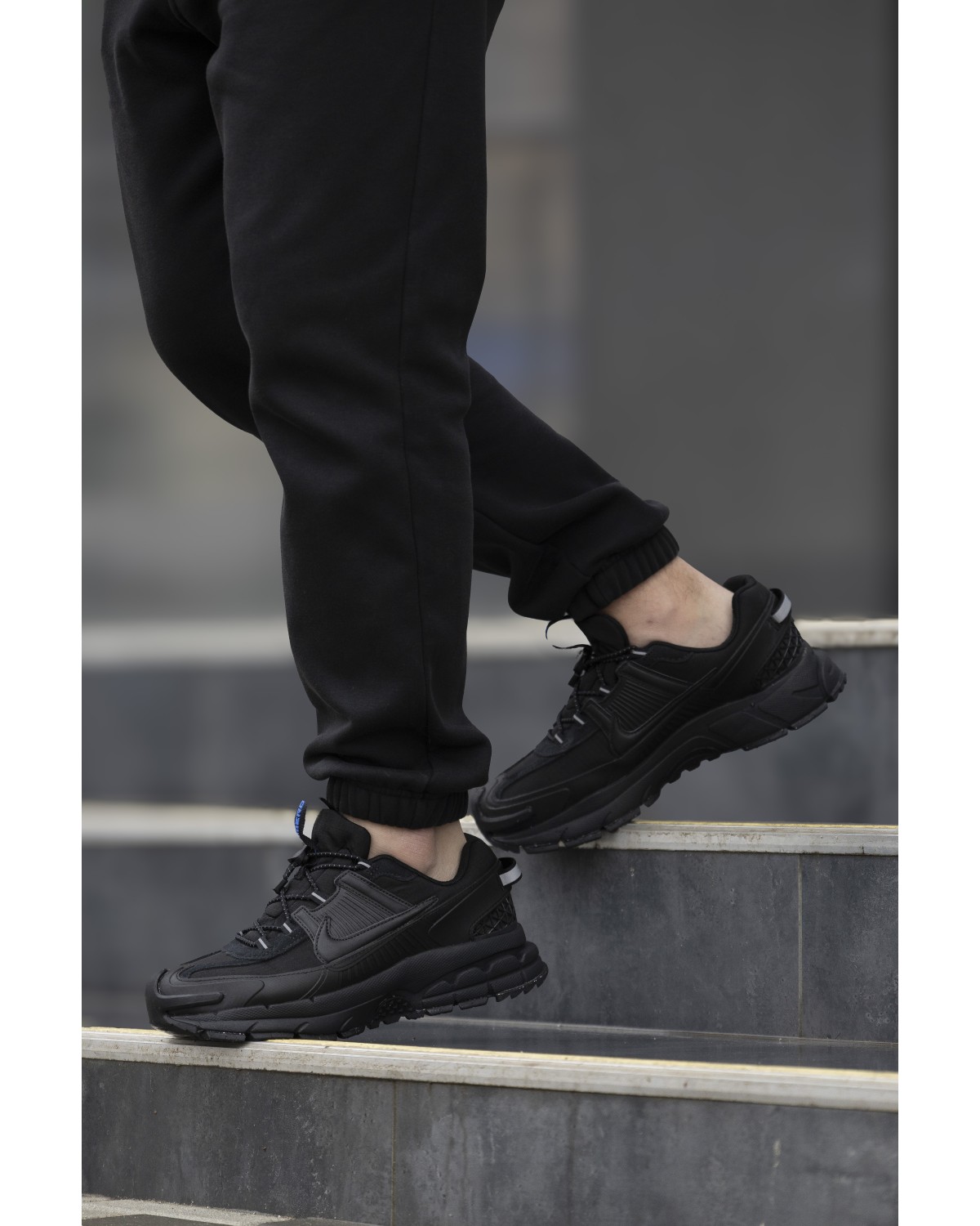 Nike Zoom Vomero Roam Black