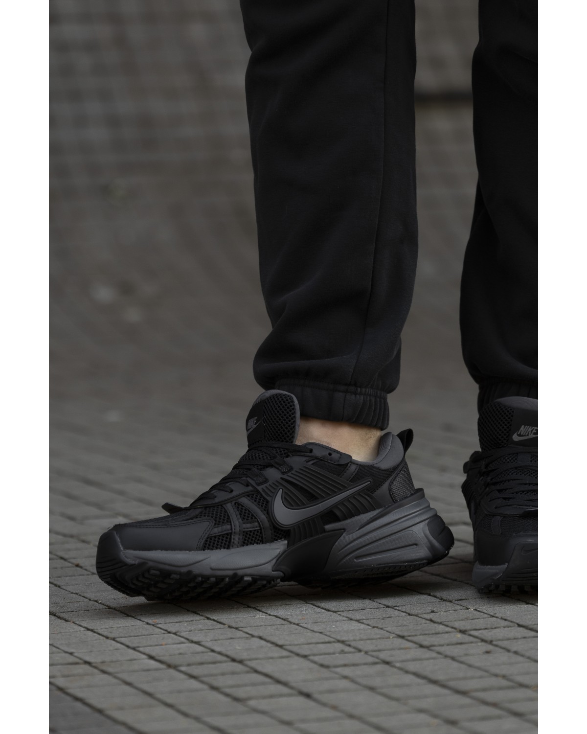 Nike V2K Runtekk Black