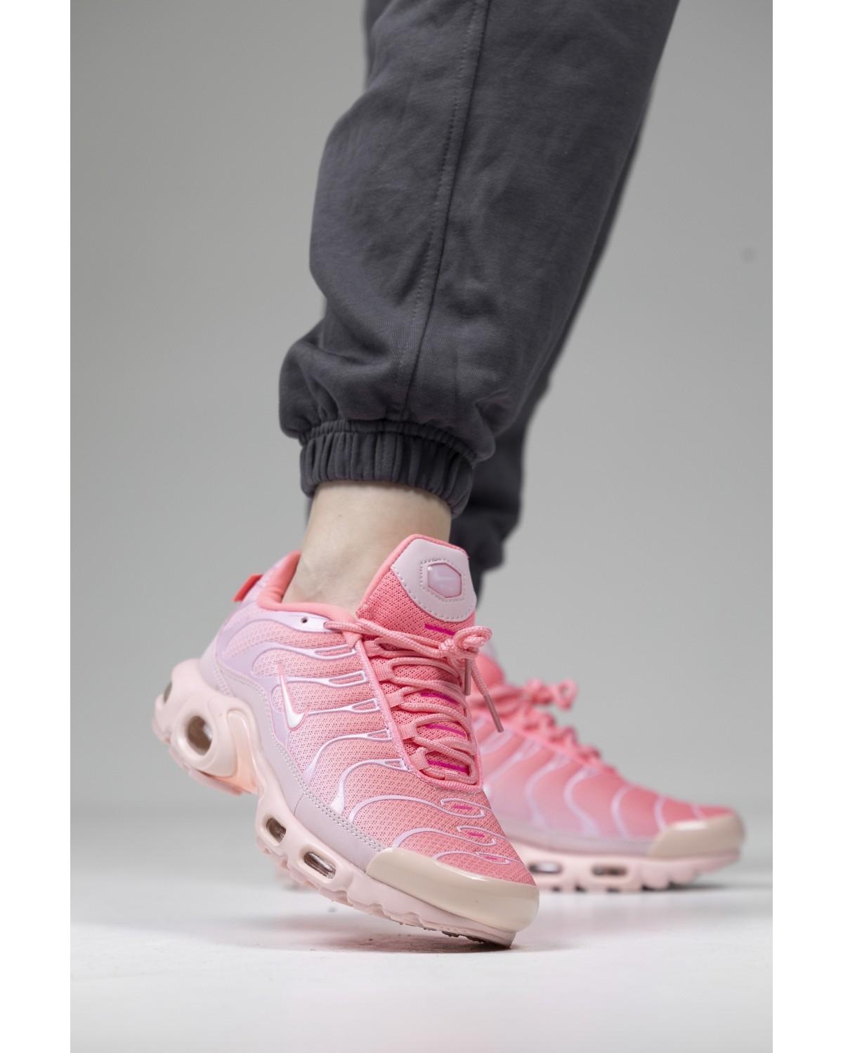 Nike Air Max TN Plus Pink