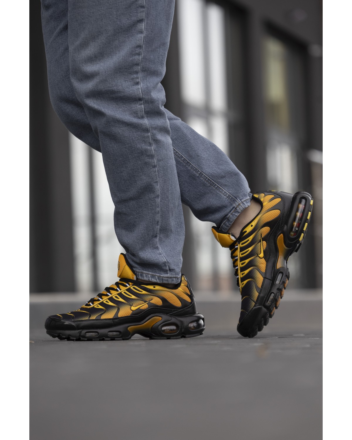 Nike Air Max TN Plus Black Orange