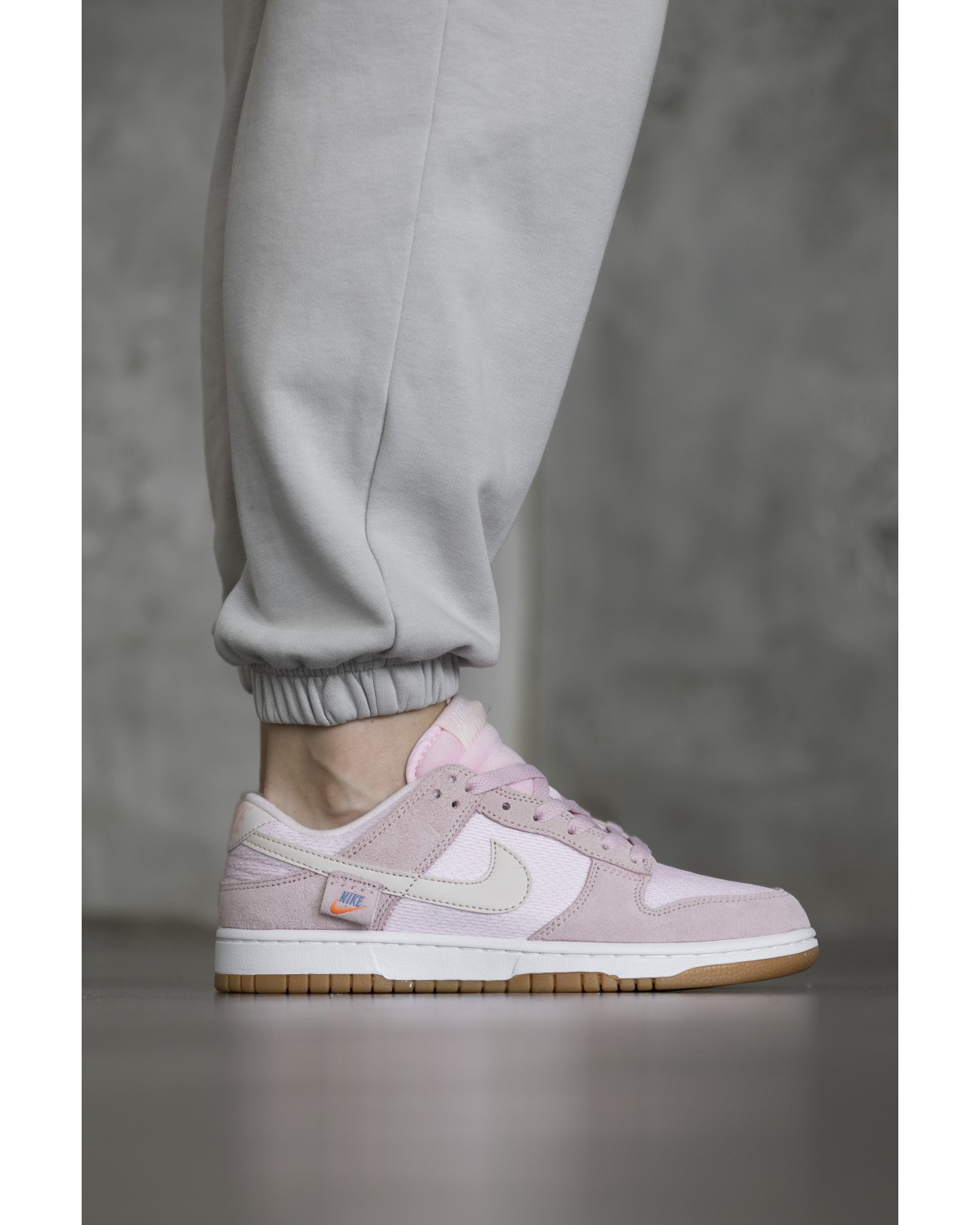 Nike SB Dunk Teddy Bear Pink