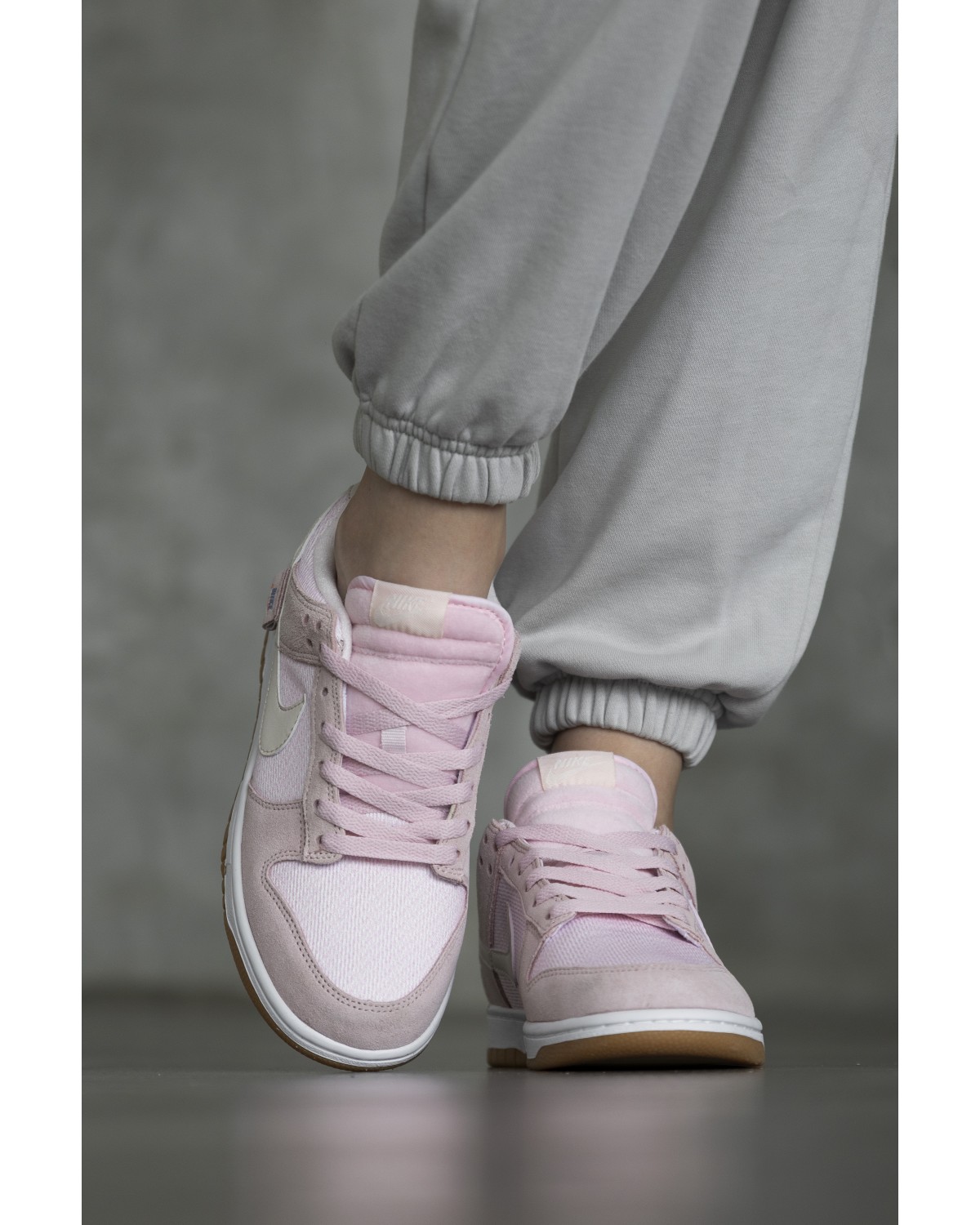Nike SB Dunk Teddy Bear Pink