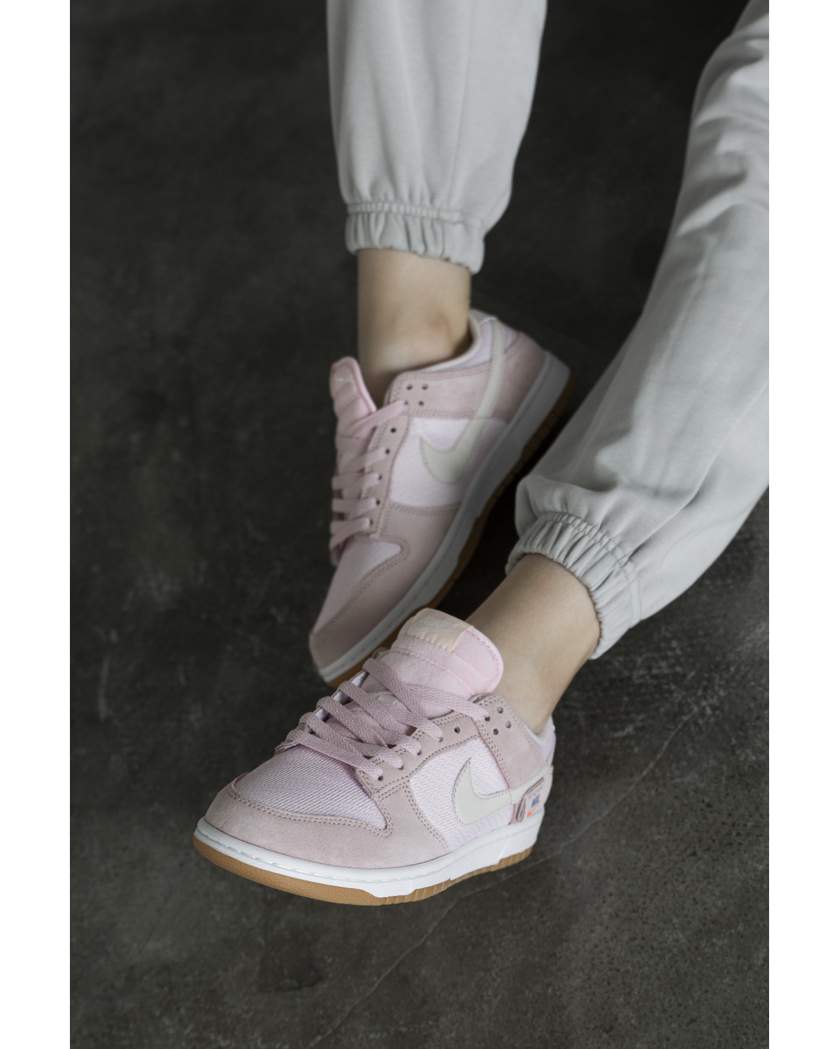 Nike SB Dunk Teddy Bear Pink