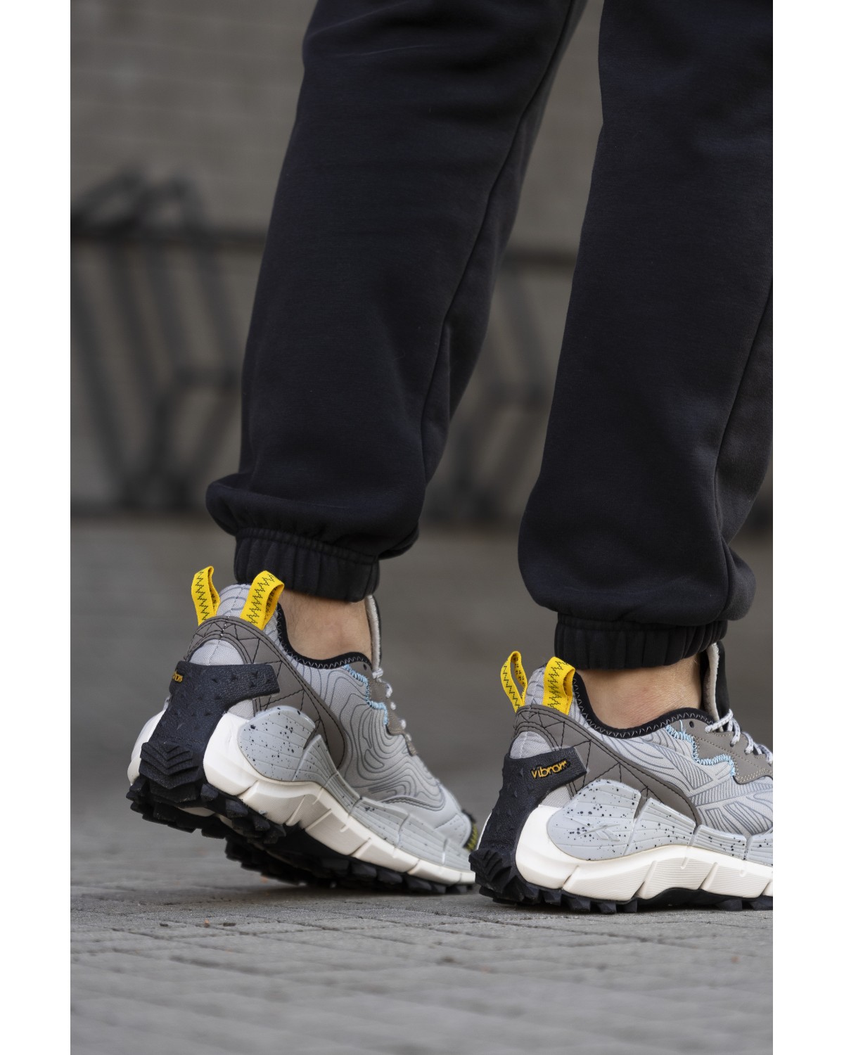 Reebok Zig Kinetica li Edge Dark Grey