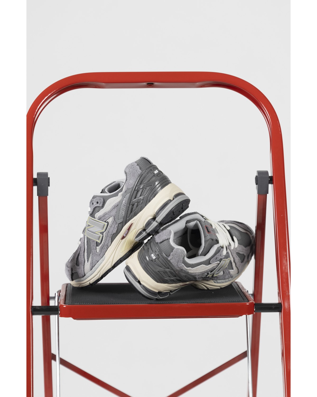 New Balance 1906D Grey Beige