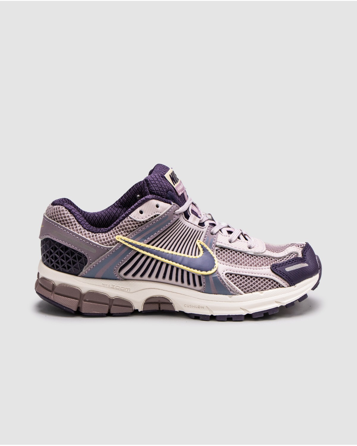 Nike Zoom Vomero 5 Platinum Violet