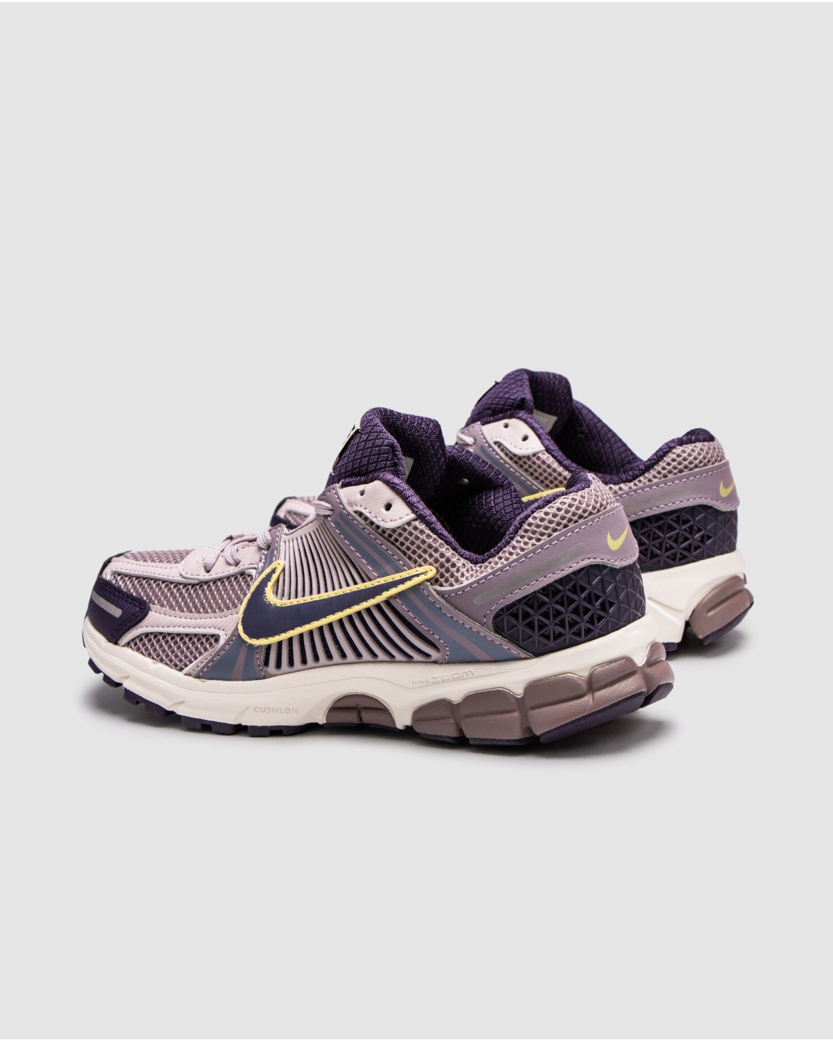 Nike Zoom Vomero 5 Platinum Violet