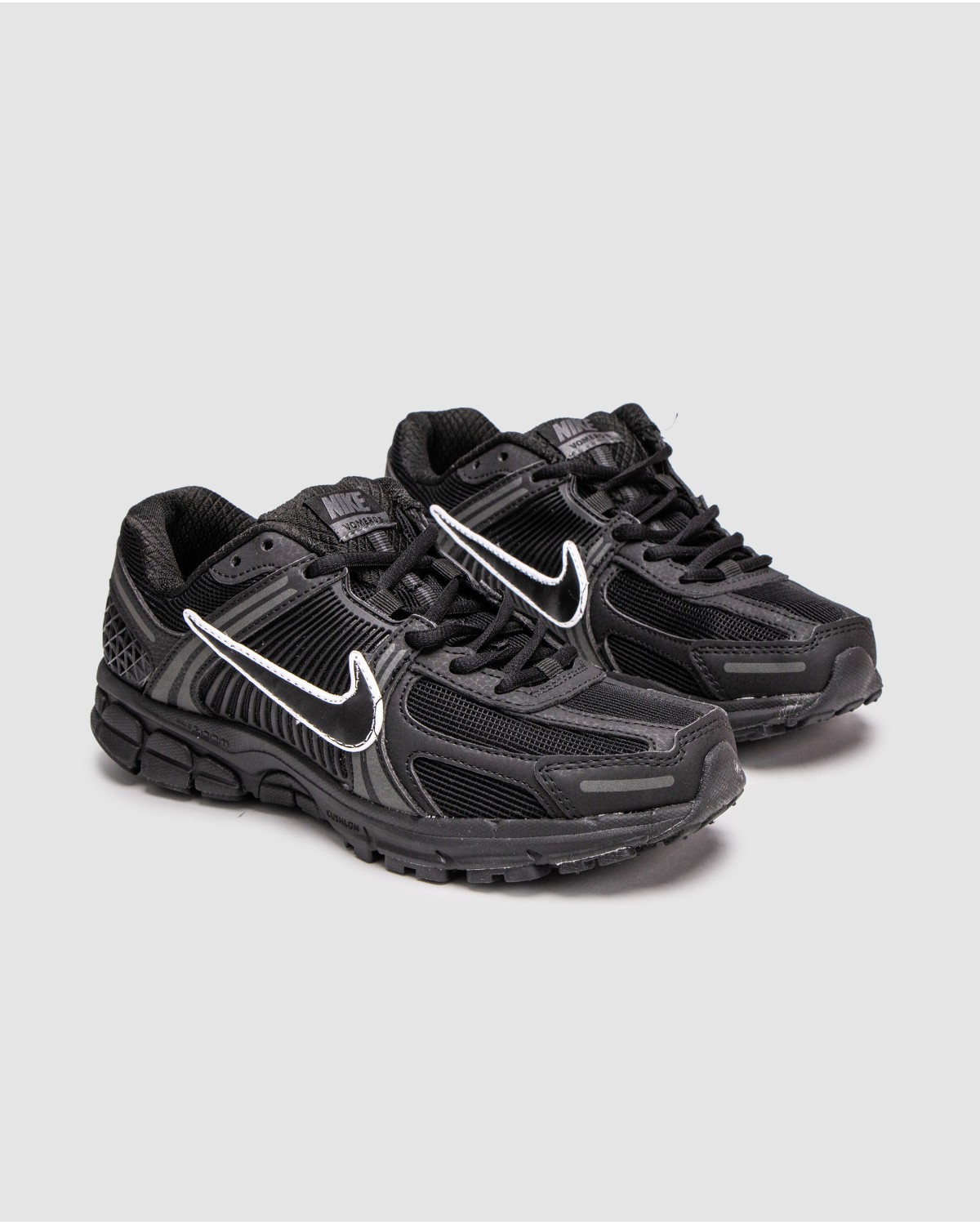 Nike Vomero 5 Black White