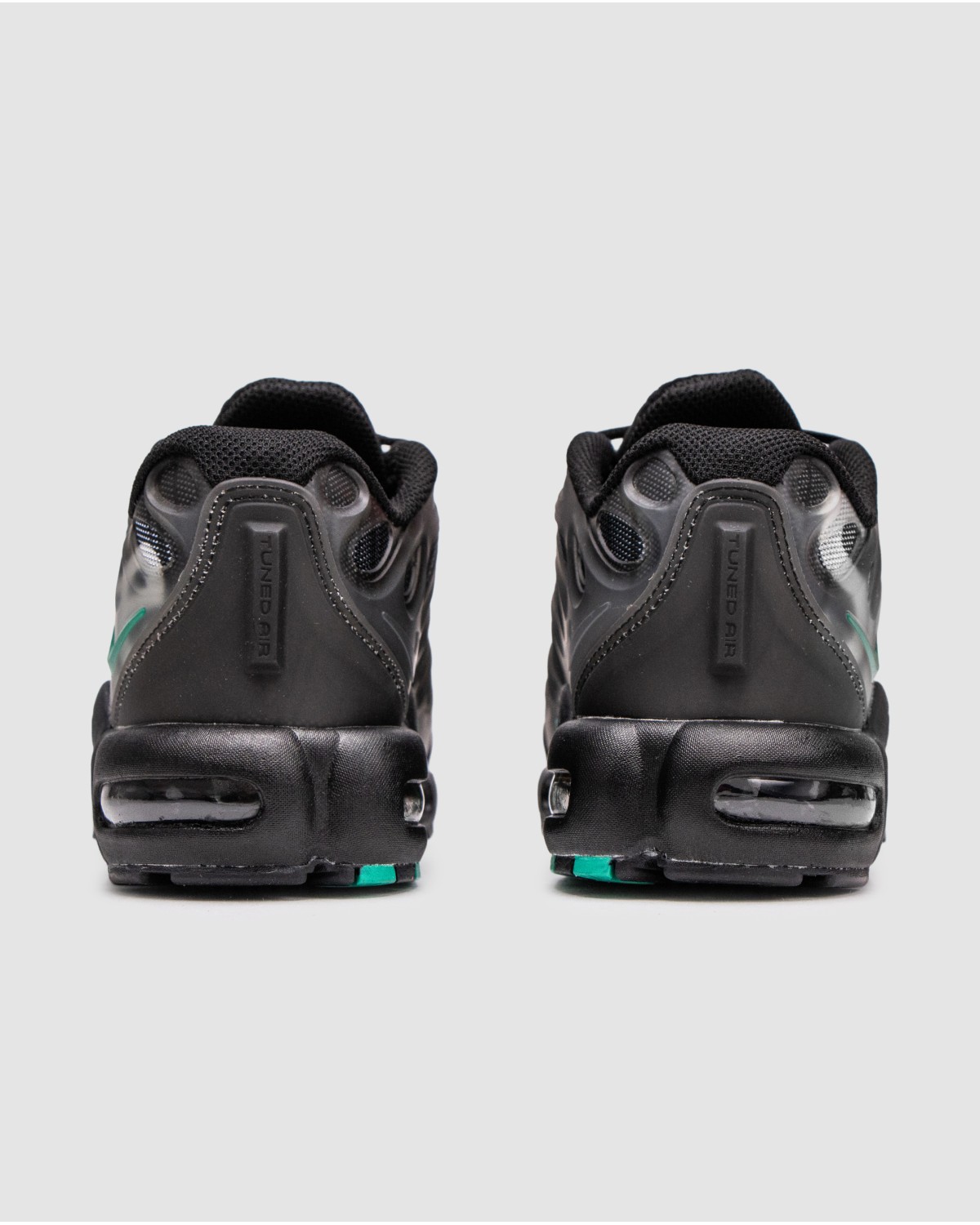 Nike Air Max TN x Supreme Black Galactic Jade