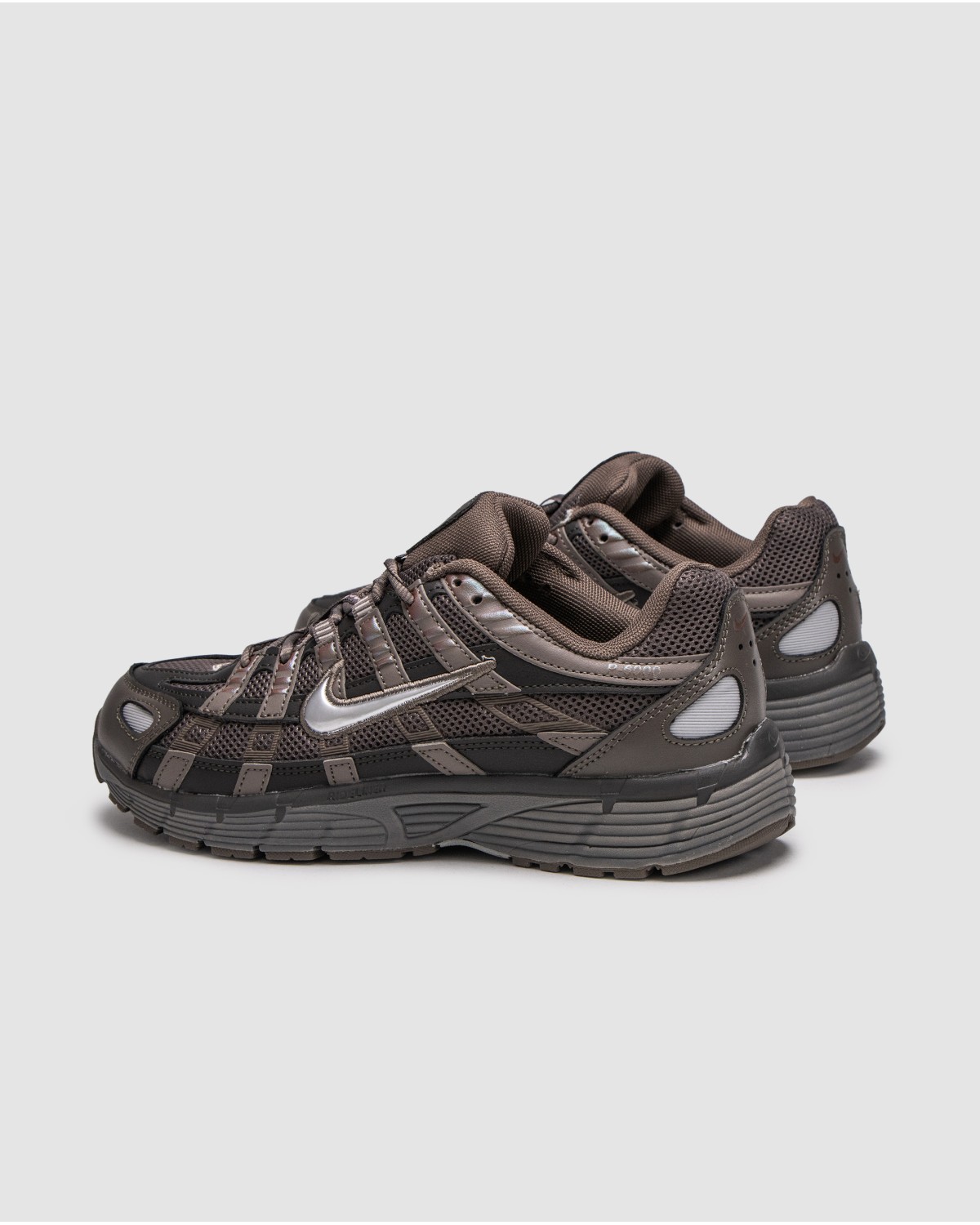 Nike P-6000 Cave Stone/Metallic Silver