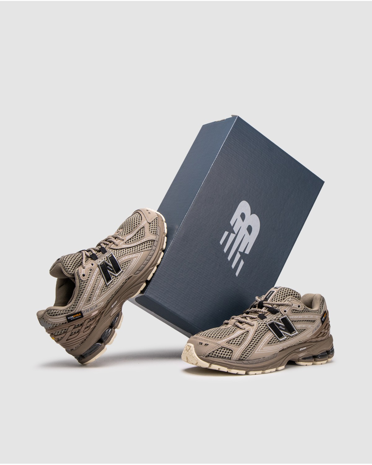 New Balance 1906R Cordura Olive