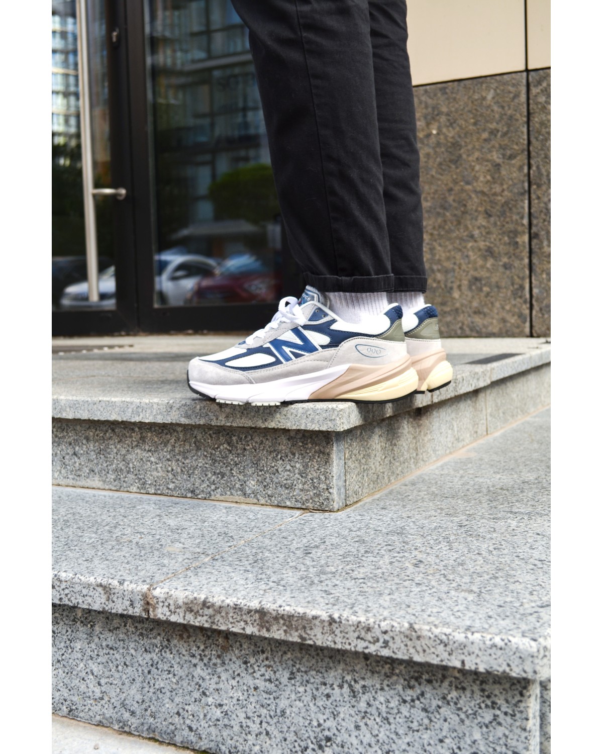 New Balance 990 v6