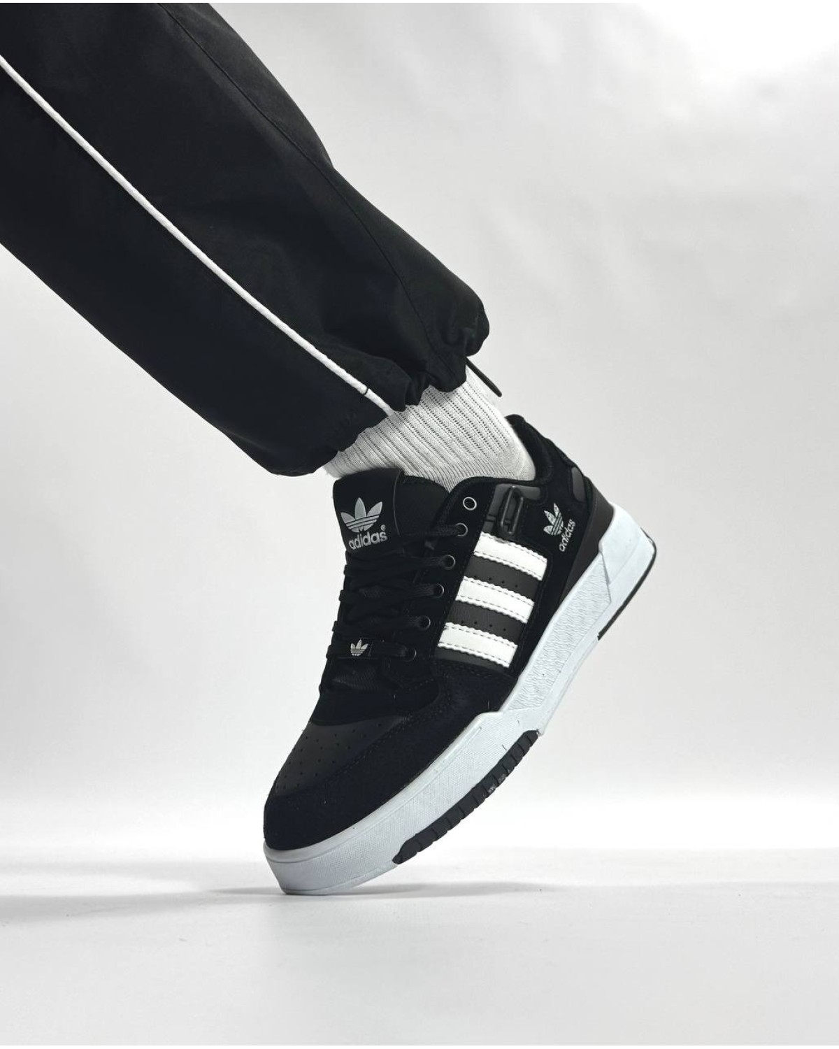 Adidas Forum Low Black