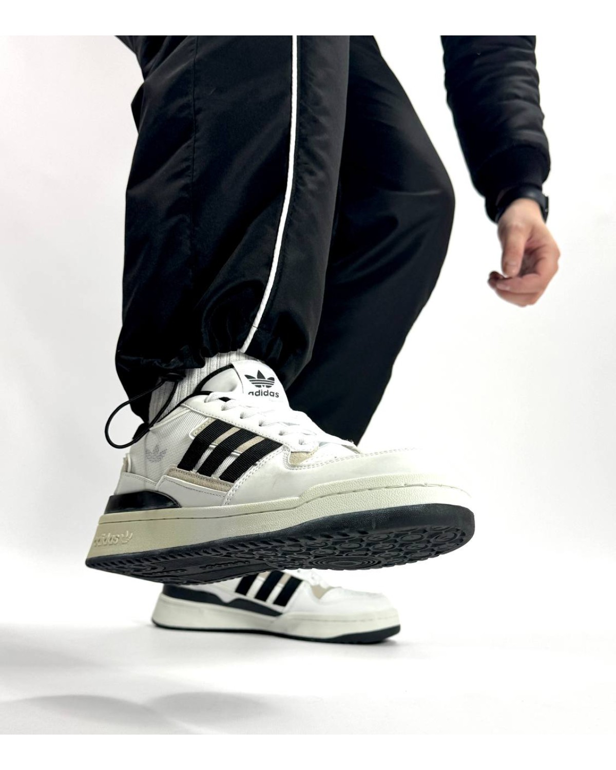 Adidas Forum White Black