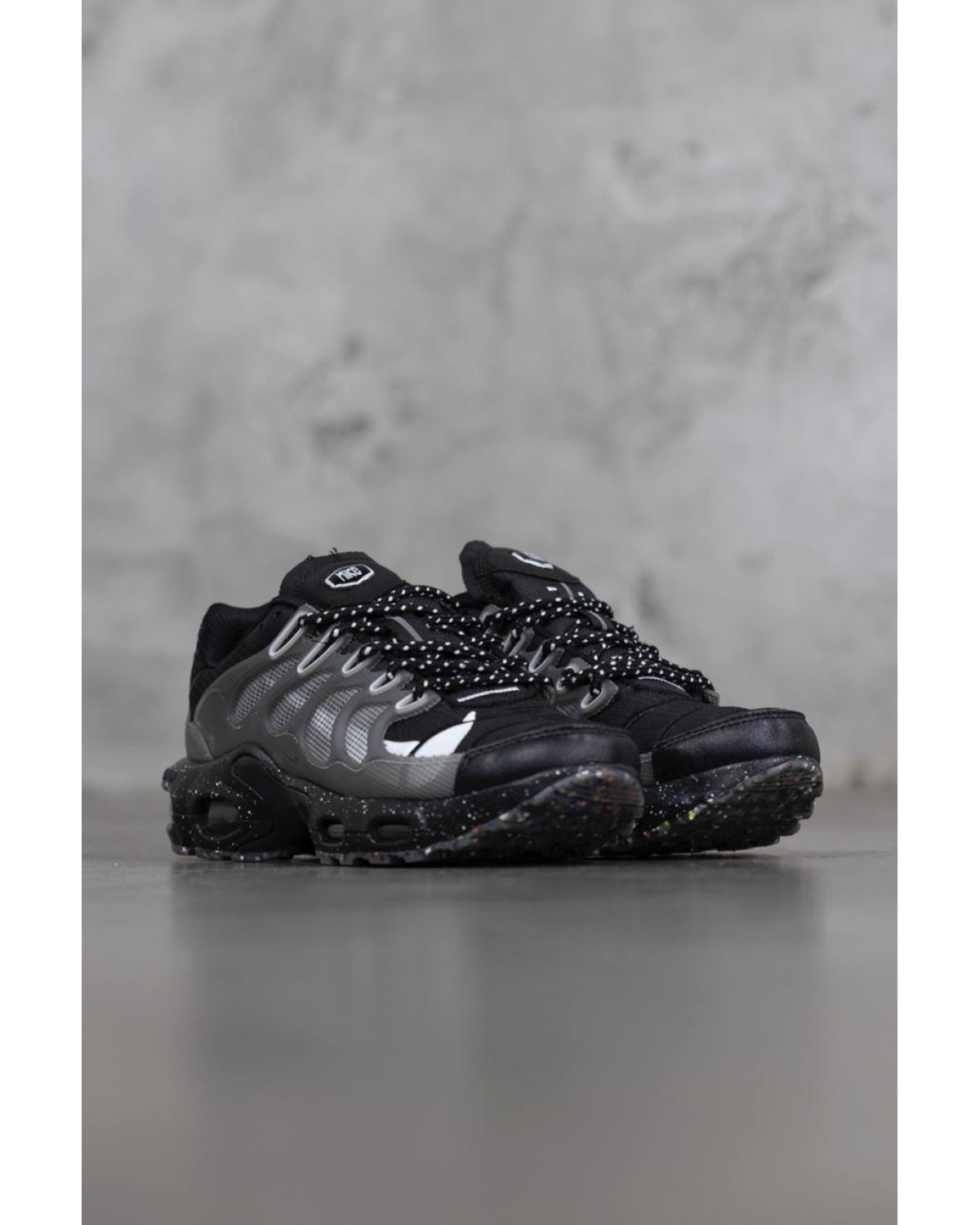 Nike Air Max Plus Triple Black/White