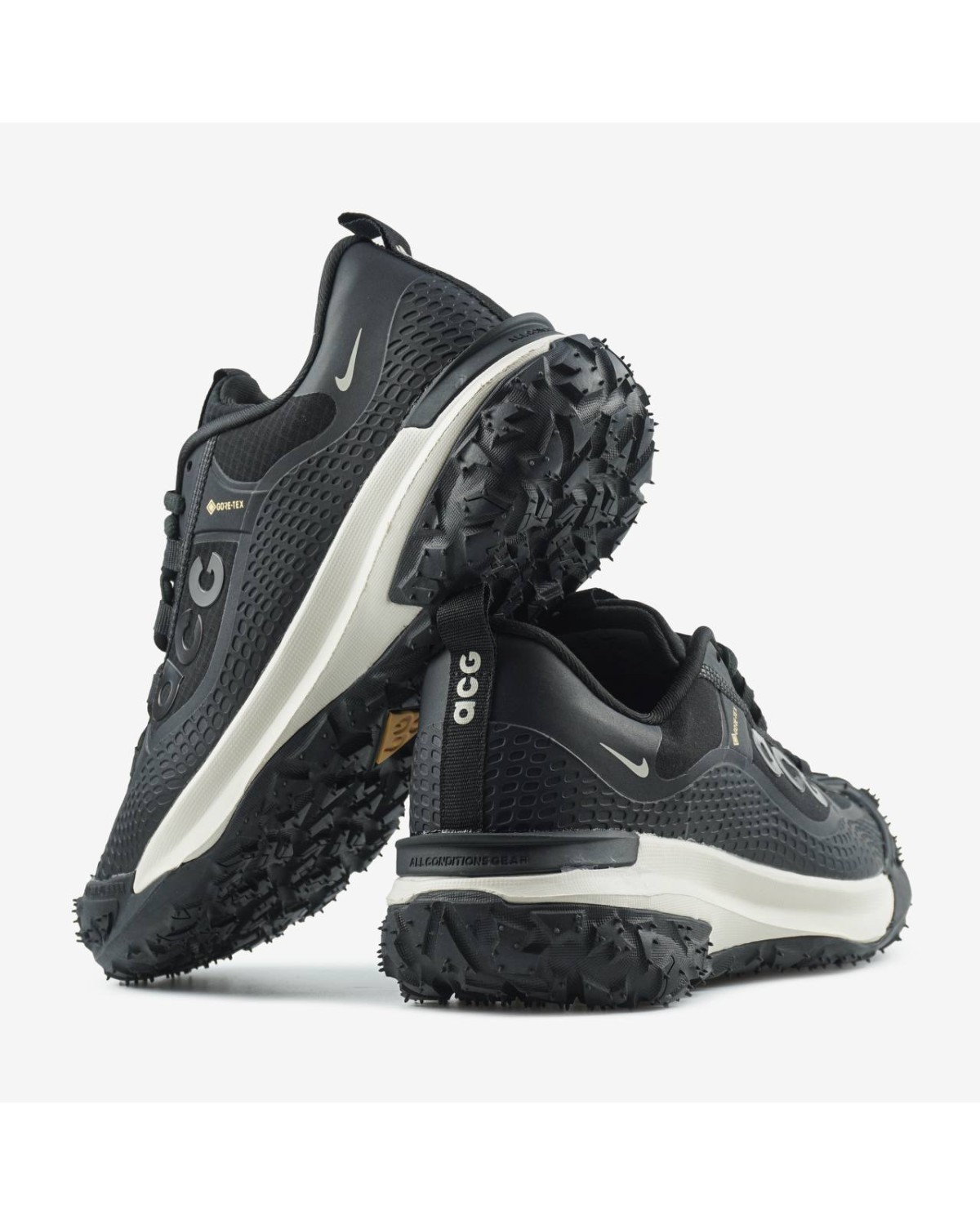Nike ACG Mountain Fly GORE-TEX White Black