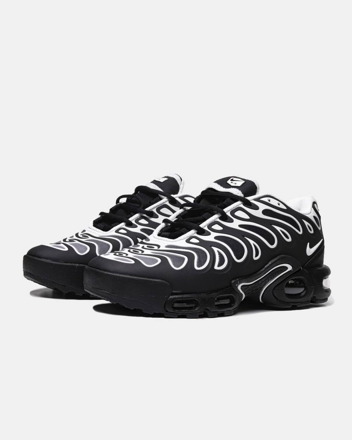 Nike Air Max Plus Drift Black White