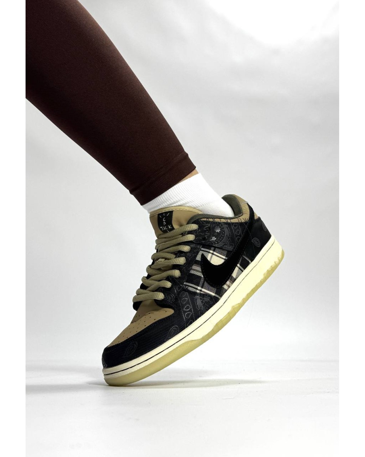 Nike SB Dunk Travis Scott Cactus Jack