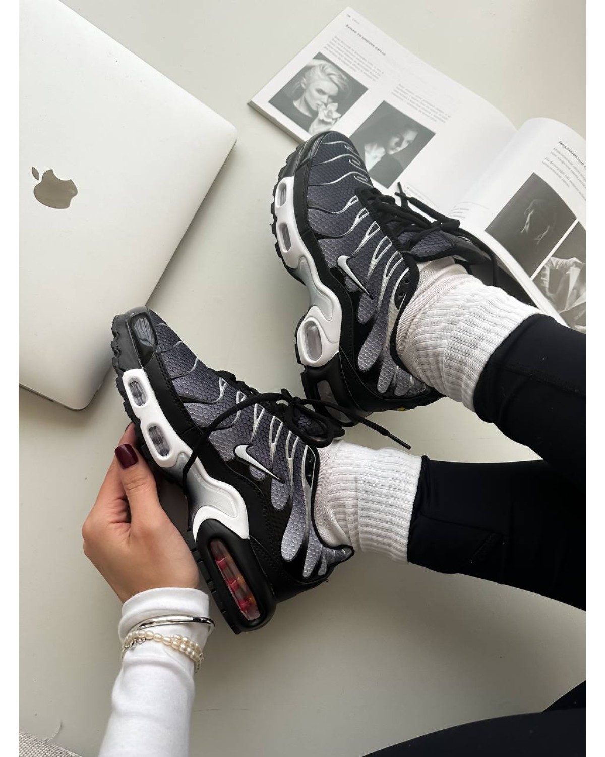Air Max Plus TN Grey/White/Black