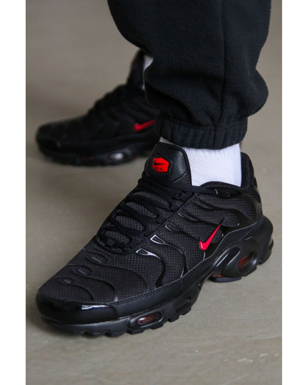 Nike Air Max TN Plus Black/Red
