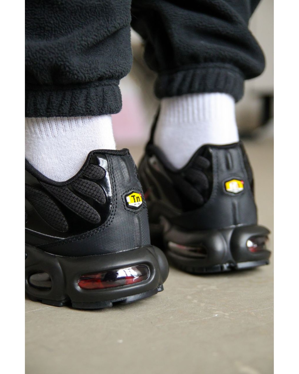 Nike Air Max TN Plus Black/Red