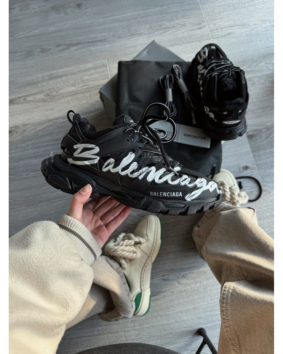 Balenciaga Track Sneaker Signature - Black White