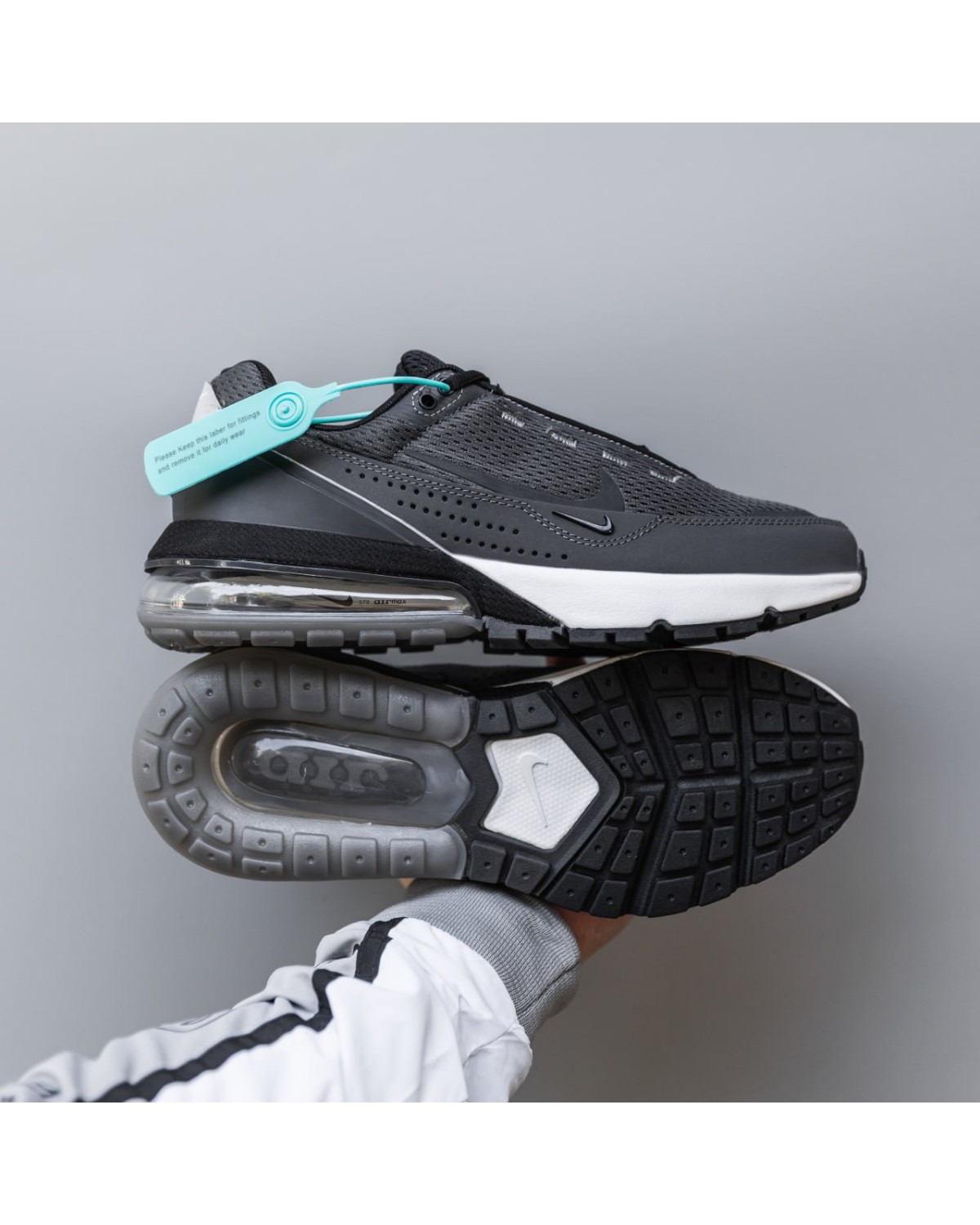 Nike Air Max 270 Pulse