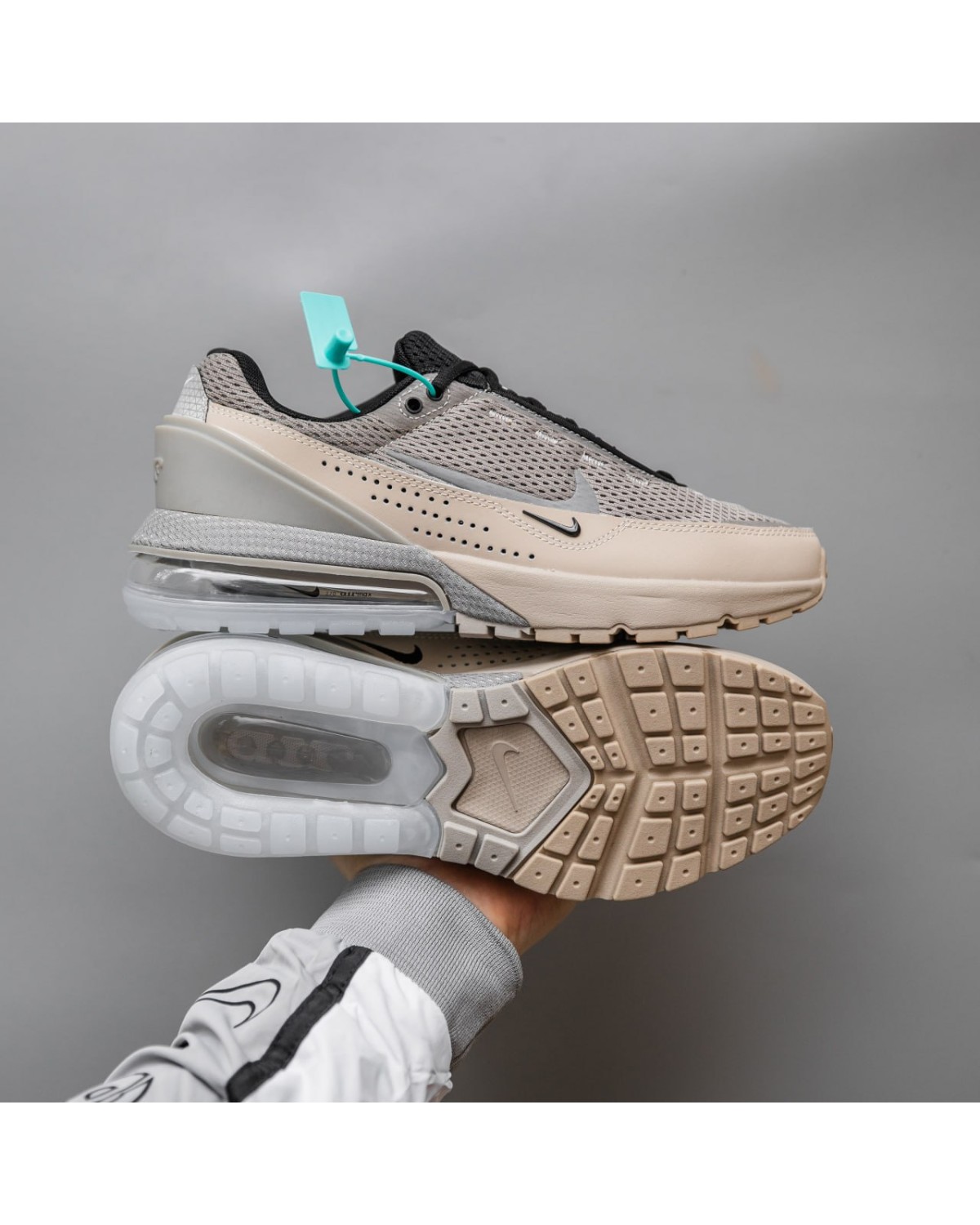 Nike Air Max 270 Pulse