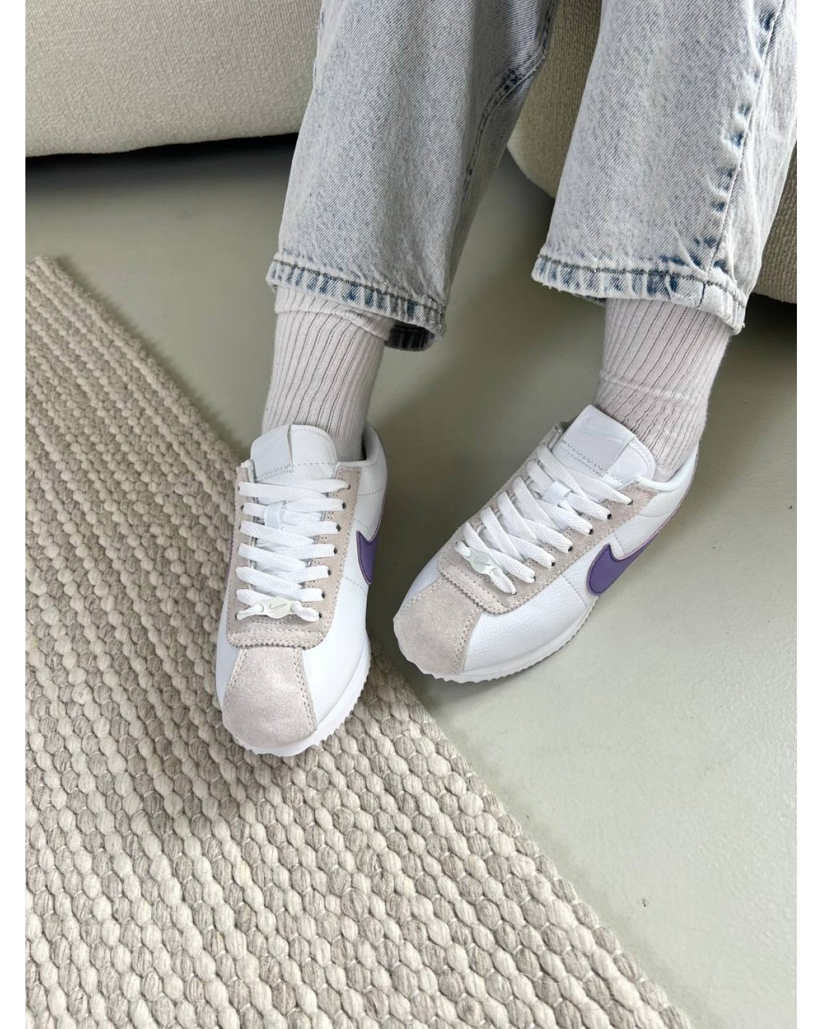 Nike Cortez white violet