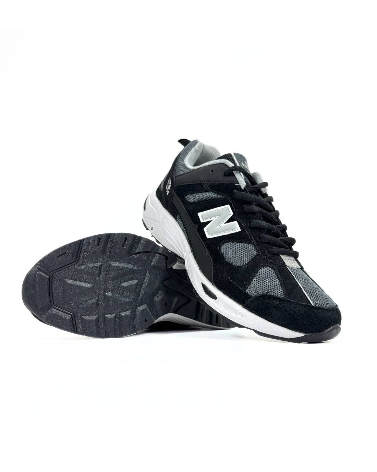 New Balance 878 Classic Black