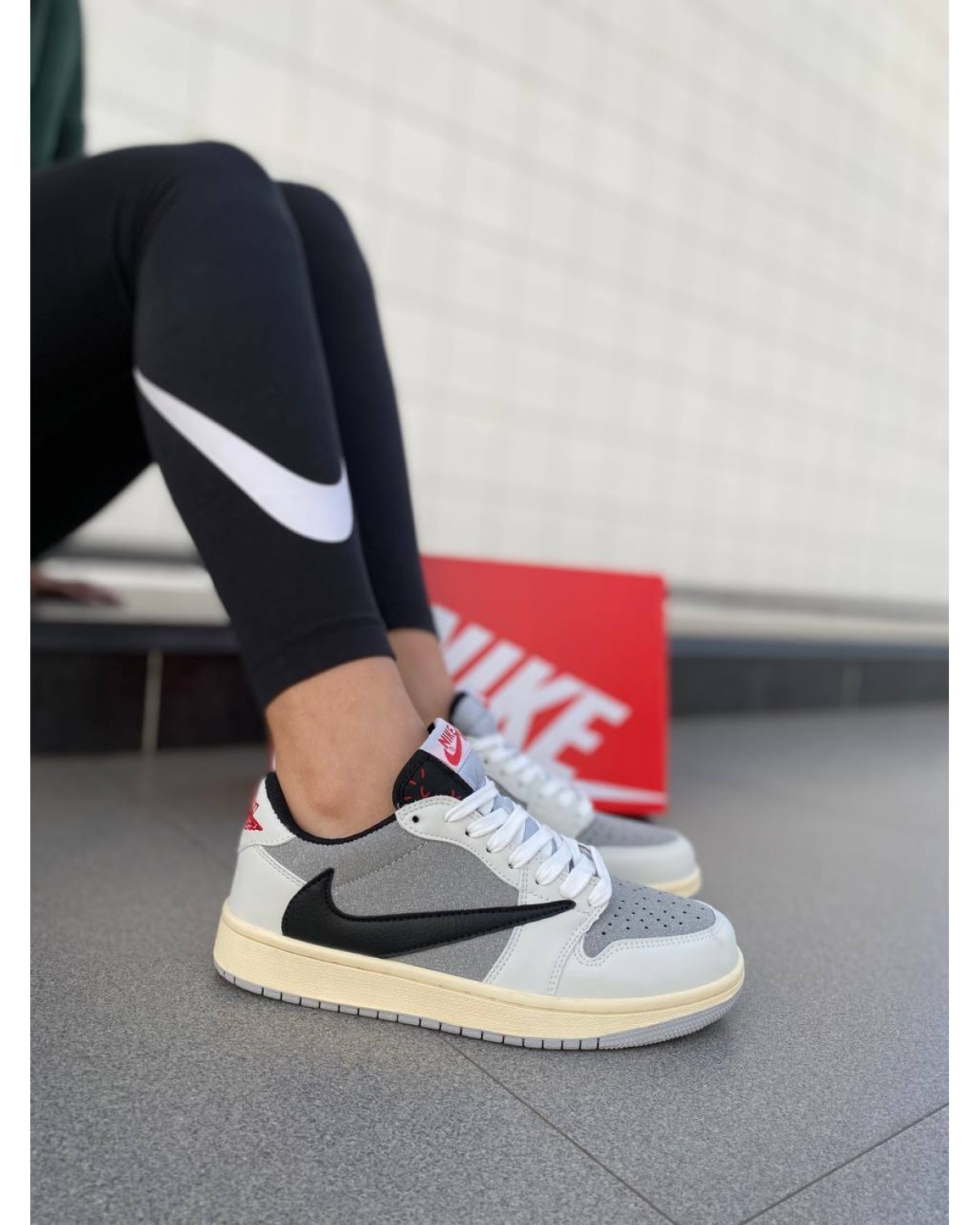 Nike Air Jordan Low Travis Scott White Grey Black