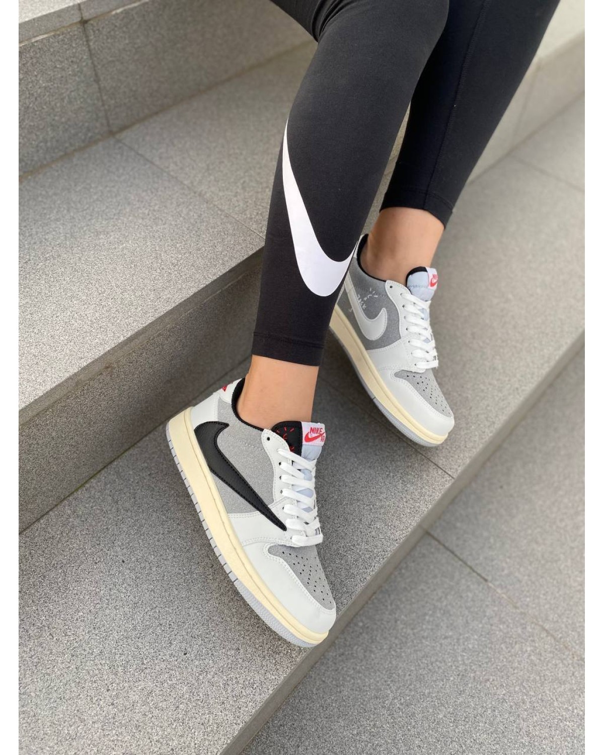 Nike Air Jordan Low Travis Scott White Grey Black