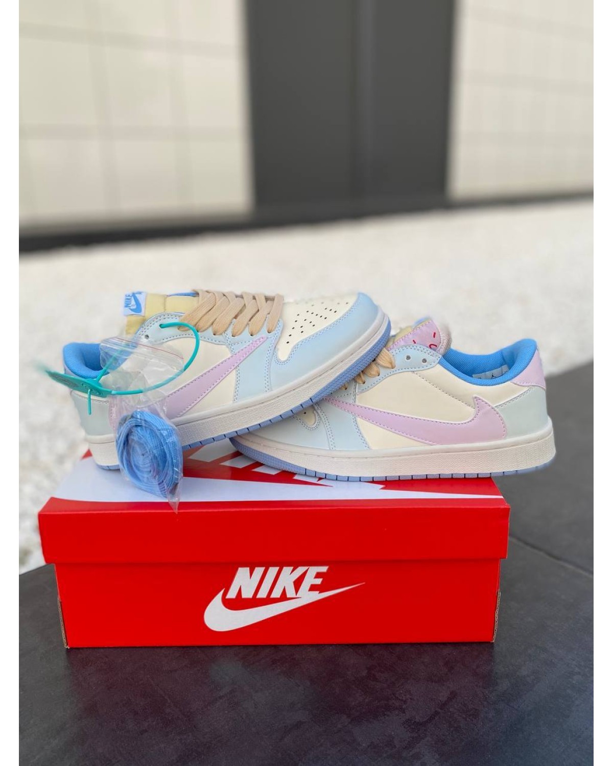 Nike Air Jordan Low Travis Scott White Pink Blue
