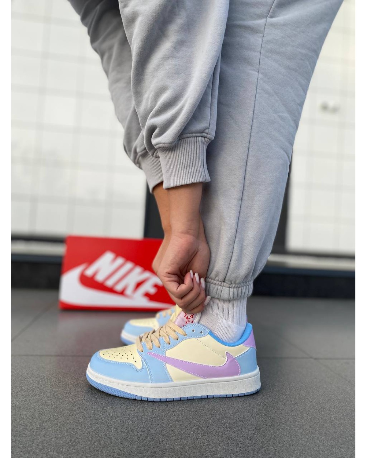 Nike Air Jordan Low Travis Scott White Pink Blue