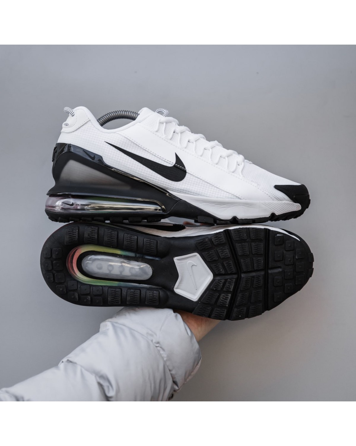 Nike Air Max 270