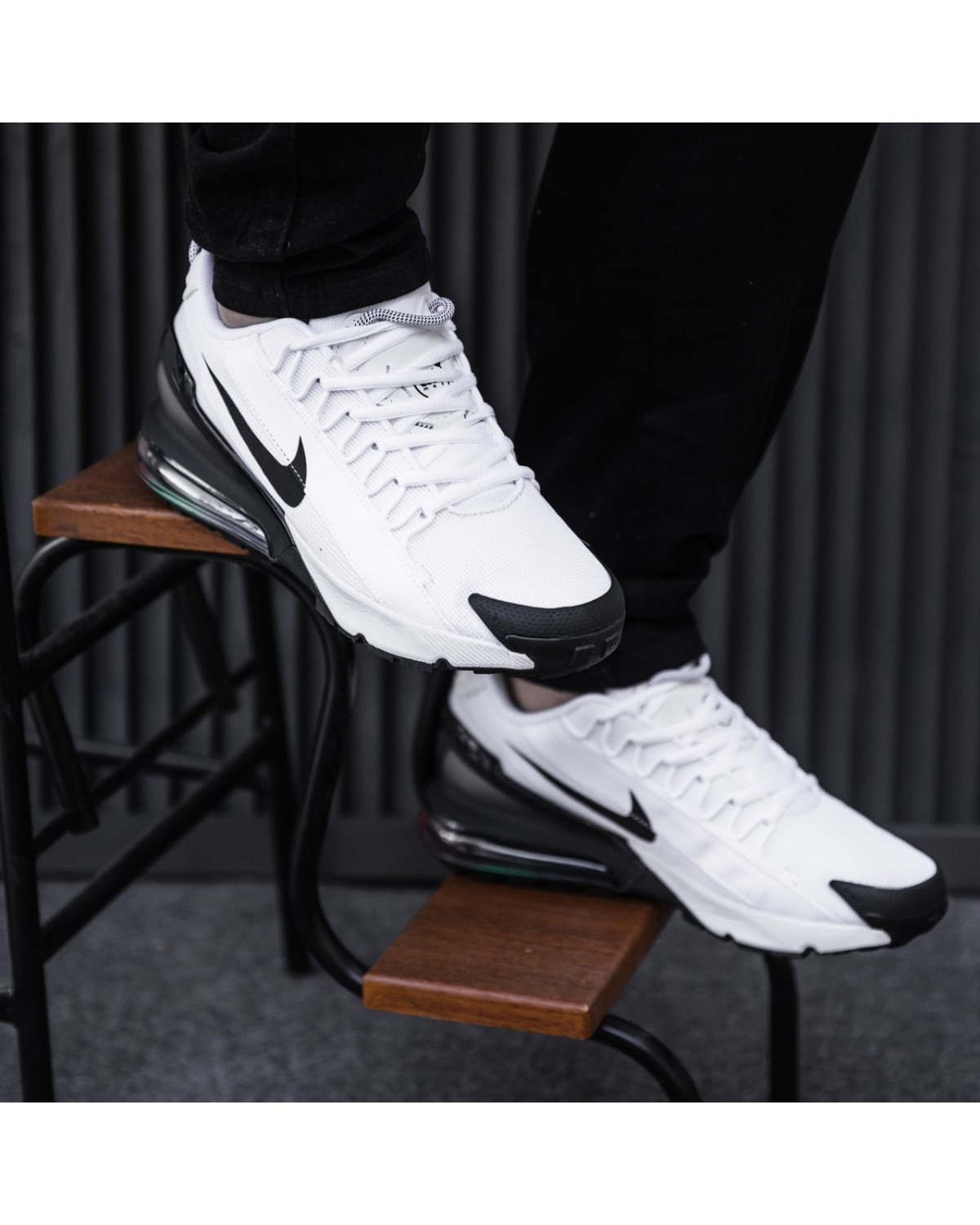 Nike Air Max 270