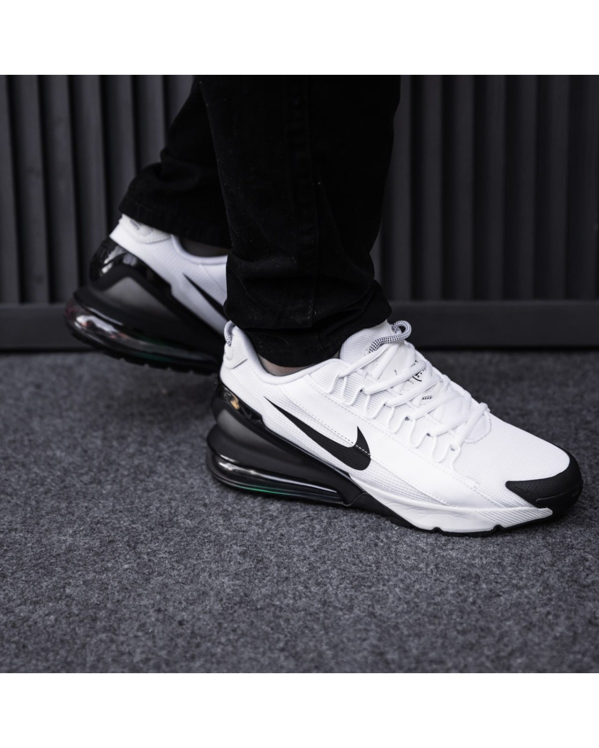 Nike Air Max 270