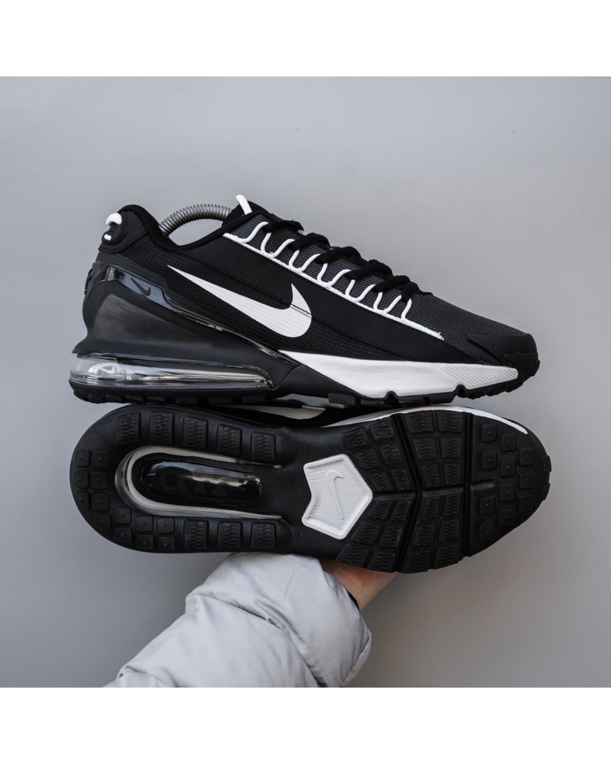 Nike Air Max 270