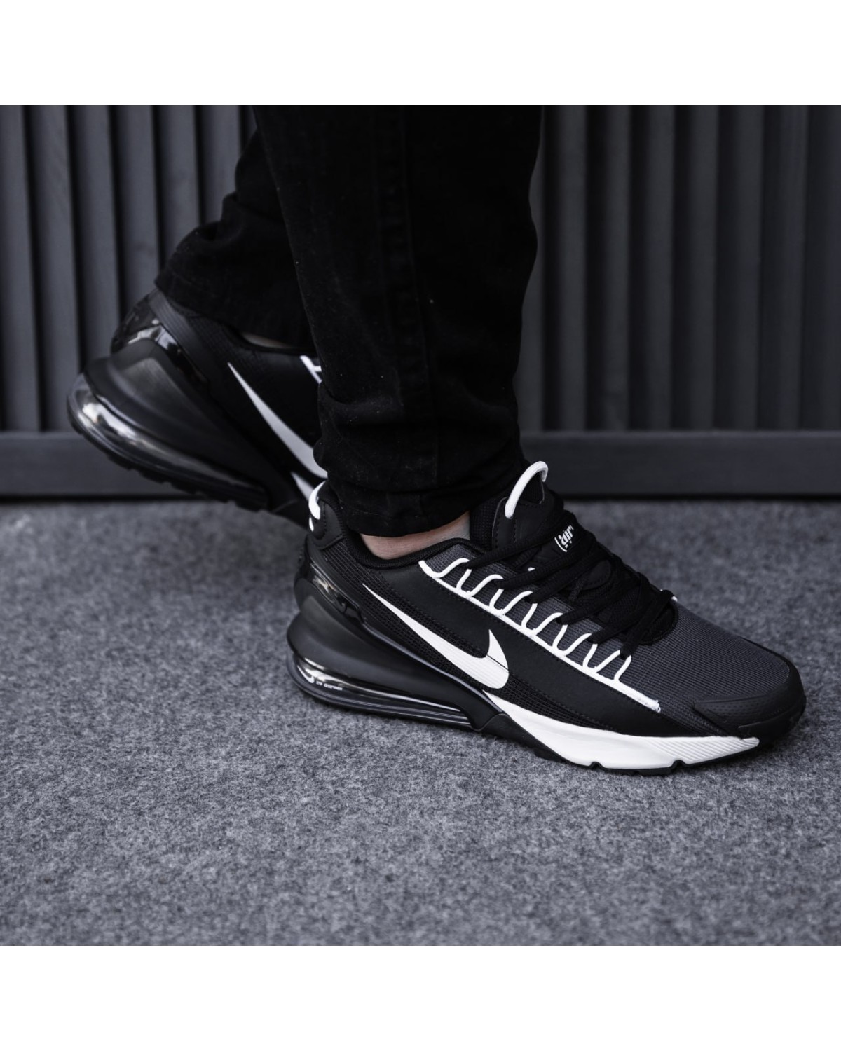 Nike Air Max 270