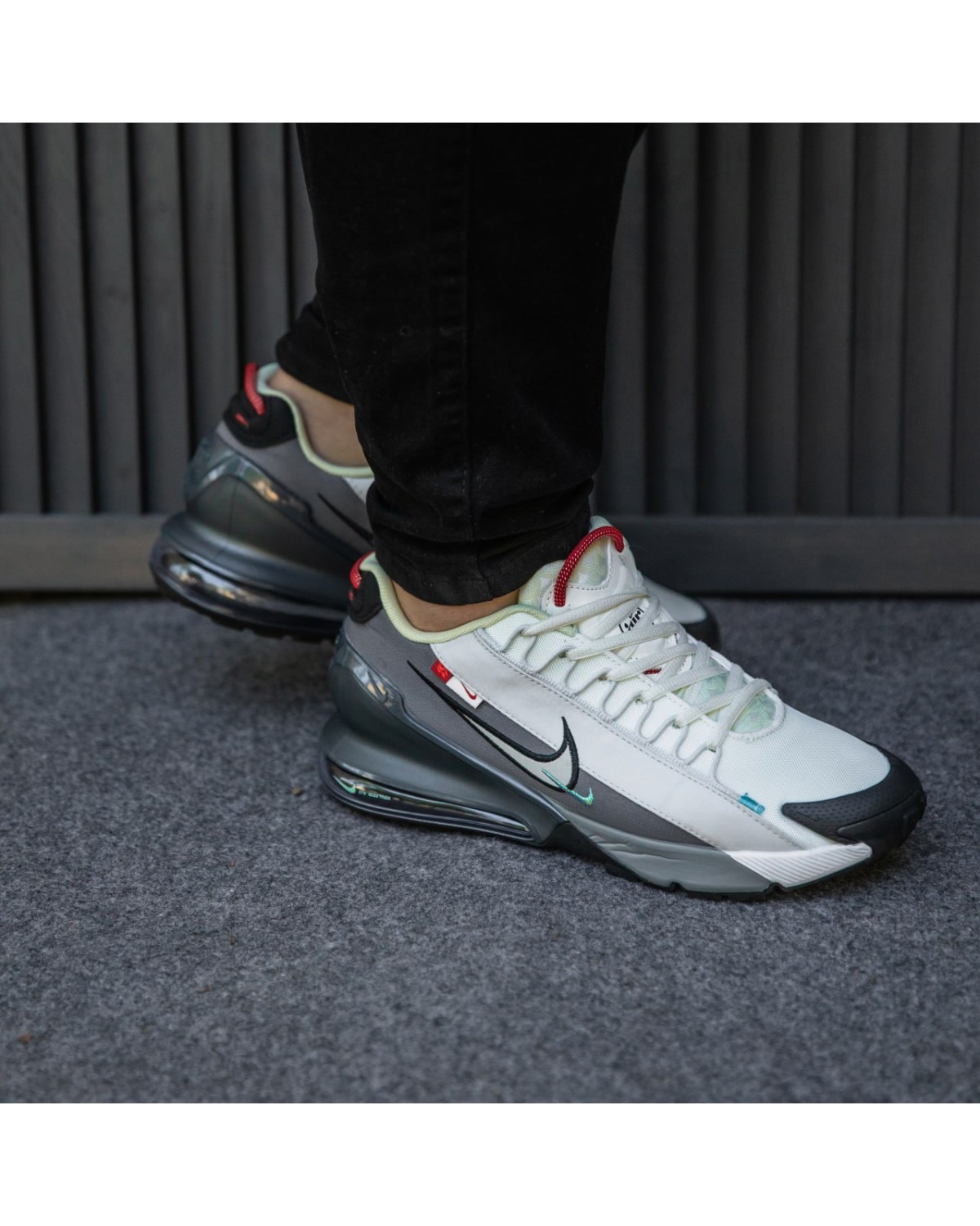 Nike Air Max 270